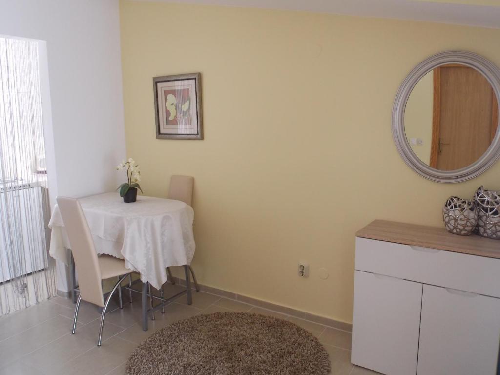 Rooms Valentino Split Rum bild